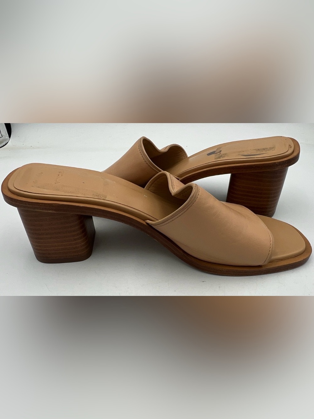 VINCE Beige Leather Slide Sandal Open Toe Women’s Size 8.5M EU39 Block Heel